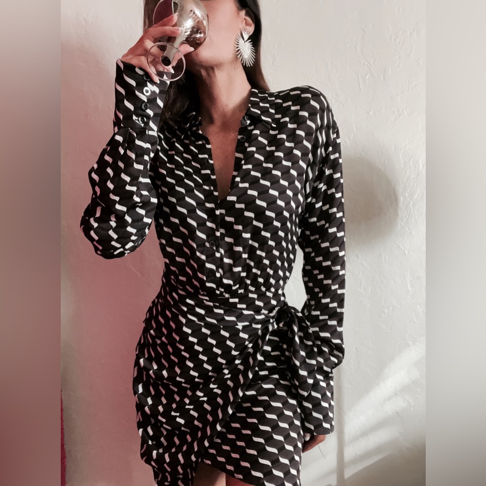 $248 L'ACADEMIE KAMILLE DRESS CULT GAIA REVOLVE LOVERS FRIENDS ZIMMERMANN DVF